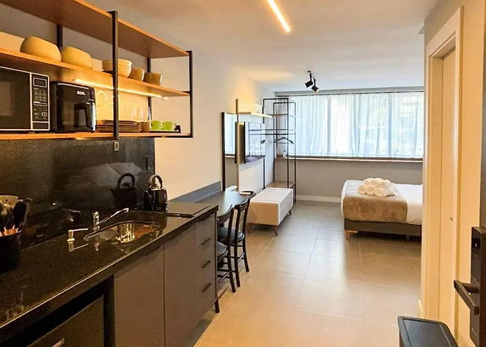 Carlos Gomes Square By Likehome Apartamento *