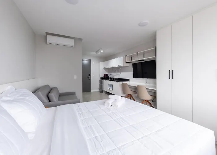 Carlos Gomes Square By Likehome Apartamento